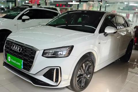 Audi Q2L 2023