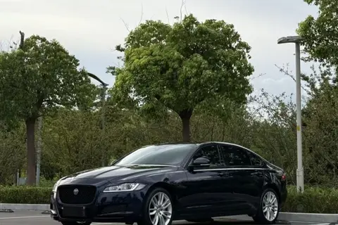 Jaguar XFL 2020