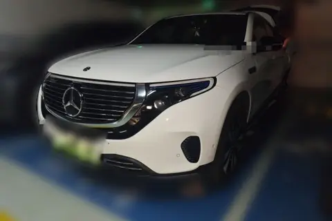 Mercedes-Benz EQC 2020
