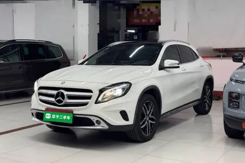 Mercedes-Benz GLA 2016