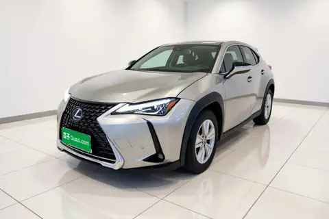 Lexus UX 2021
