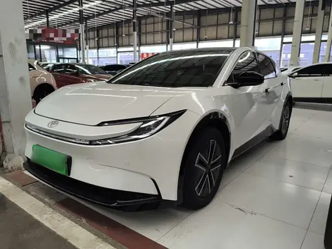 Toyota bZ5 2025