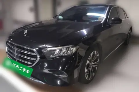 Mercedes-Benz E-Class 2025