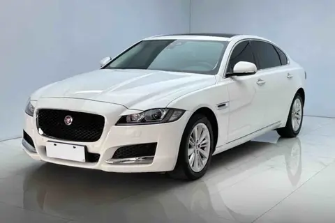 Jaguar XFL 2017