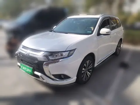 Mitsubishi Outlander 2021
