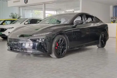 Dongfeng eπ007 2024
