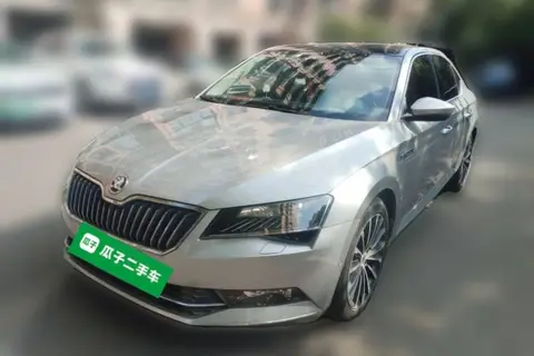 Skoda Superb 2016