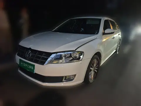 Volkswagen Gran Lavida 2013