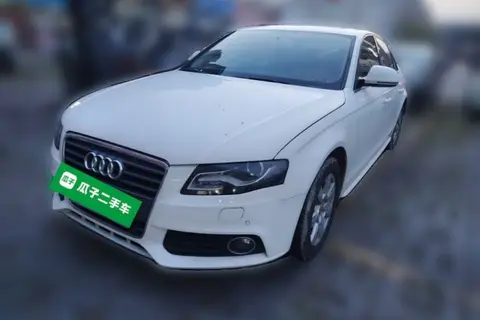 Audi A4L 2011