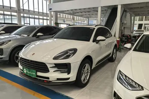 Porsche Macan 2020