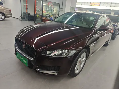 Jaguar XFL 2018