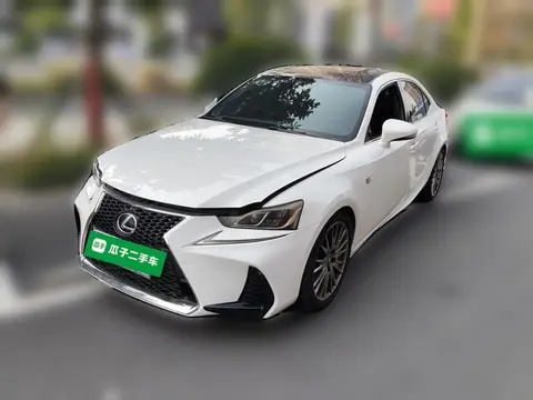 Lexus IS 2013