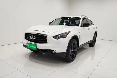 Infiniti QX70 2014