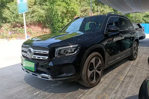 Mercedes-Benz GLB 2021