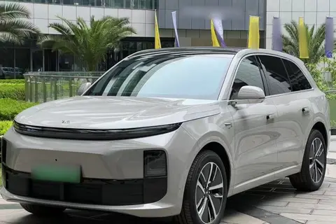 Li L6 2025