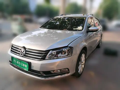 Volkswagen Magotan 2012