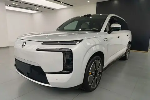 Denza N8L 2025