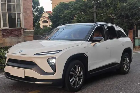 NIO ES6 2021