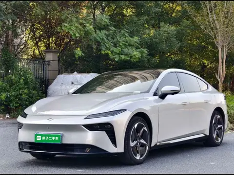 Dongfeng eπ 007 2024