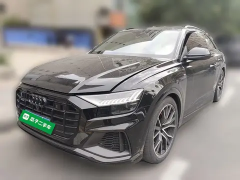 Audi Q8 2022