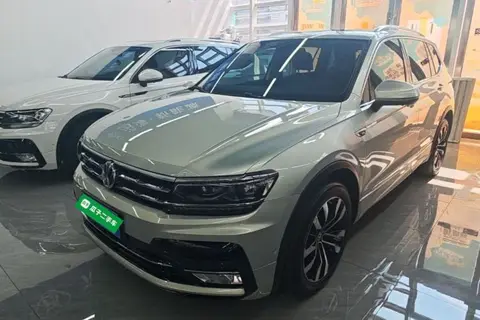 Volkswagen Tiguan L 2020