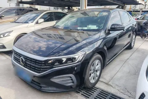 Volkswagen Passat 2022
