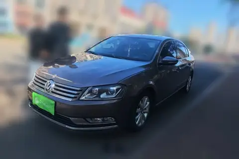 Volkswagen Magotan 2013