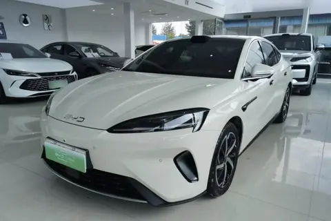 BYD Seal 07 2025