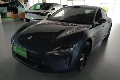 Xiaomi SU7 2025