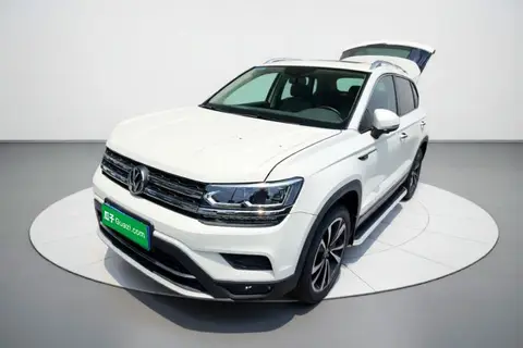 Volkswagen Tharu 2019