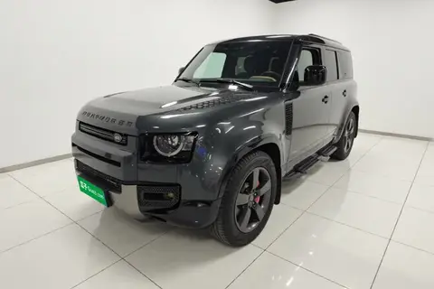 Land Rover Defender 2023