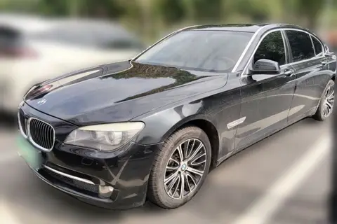 BMW 7 Series 2011