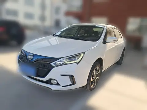 BYD Qin 2016