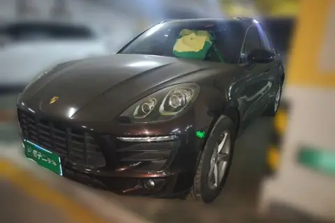 Porsche Macan 2016