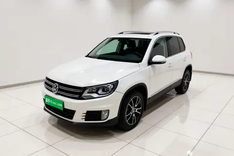 Volkswagen Tiguan 2015