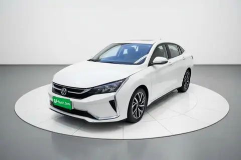 Dongfeng Shine 2019