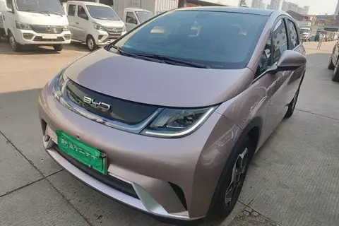 BYD Dolphin 2023