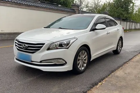 Hyundai Mistra 2015
