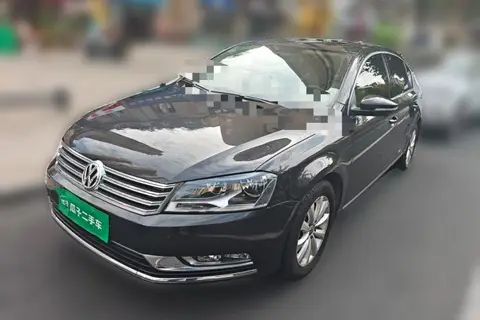 Volkswagen Magotan 2013