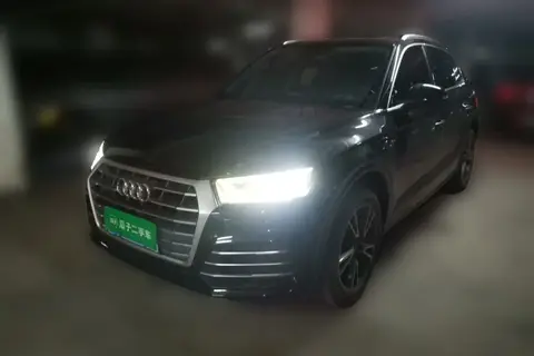 Audi Q5L 2019
