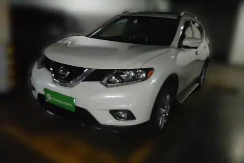 Nissan X-Trail 2015