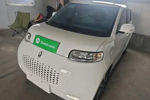 ORA White Cat 2021