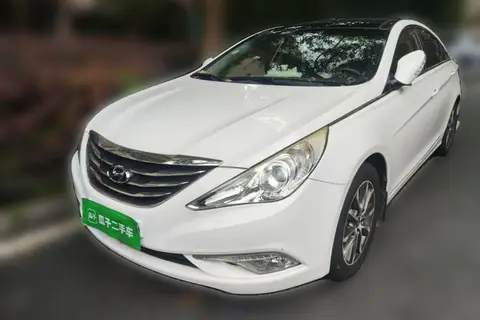 Hyundai Sonata 2013