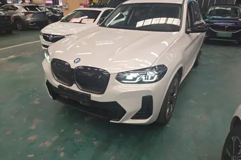 BMW iX3 2022