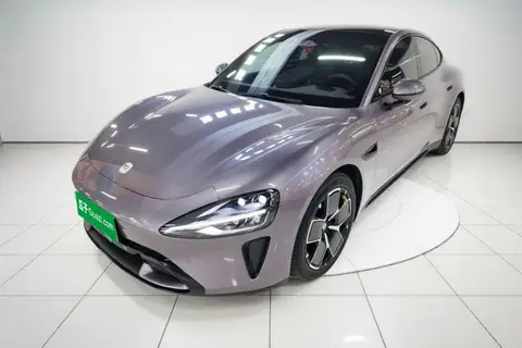 Xiaomi SU7 2024