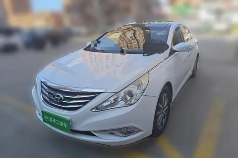 Hyundai Sonata 2013