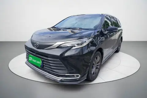 Toyota SIENNA 2025