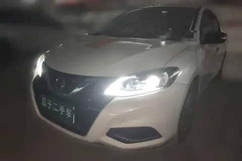 Nissan Tiida 2021
