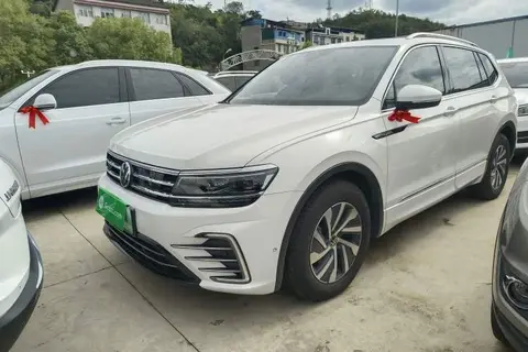 Volkswagen Tiguan L 2021