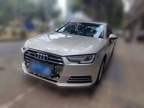 Audi A4L 2016
